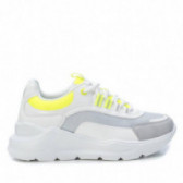 Sneakers σε κίτρινο χρώμα, με κορδόνια και χρωματιστές λεπτομέρειες, για κορίτσι XTI 107831 4