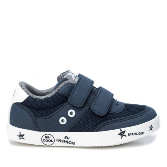 Sneakers με λουράκια Velcro,  σε σκούρο μπλε χρώμα, για αγόρι XTI 107859 2