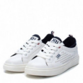 Λευκά sneakers με κορδόνια XTI 107866 