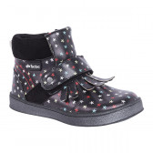 Μαύρες μπότες για κορίτσια με πολύχρωμα αστέρια και κρόσσια Tuc Tuc 1698 2