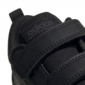Δερμάτινα αθλητικά παπούτσια Adidas, σε μαύρο χρώμα, με velcro Adidas 187765 6