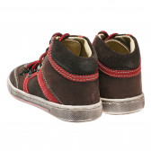 Δερμάτινα παπούτσια για αγόρια με κόκκινα κορδόνια Chicco 216334 2