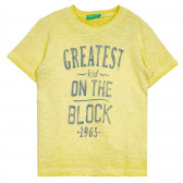 Βαμβακερή μπλούζα με κοντά μανίκια και επιγραφή, κίτρινο Benetton 224716 