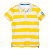Βαμβακερό μπλουζάκι σε άσπρες και κίτρινες ρίγες Benetton 225027 