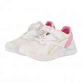 Αθλητικά παπούτσια με ροζ τόνους, σε λευκό HYPE 240483 