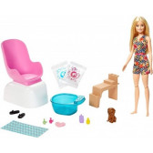 Κούκλα σε σαλόνι σπα για μανικιούρ και πεντικιούρ Barbie 247239 2