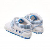Μπότες σε λευκές και μπλε ρίγες για ένα μωρό Chicco 247924 2