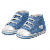 Μπότες τζιν για ένα μωρό με απλικέ καρδιά Chicco 248013 