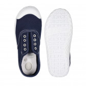 Πάνινα παπούτσια με λευκές λεπτομέρειες, σε σκούρο μπλε Chicco 257807 3