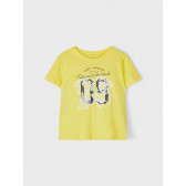 Μπλουζάκι από οργανικό βαμβάκι με γραφικό σχέδιο, σε κίτρινο χρώμα Name it 263059 
