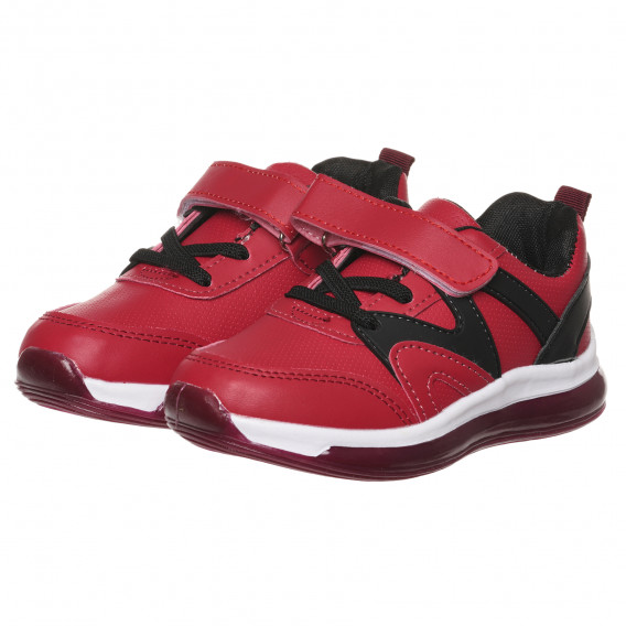 Αθλητικά παπούτσια με μαύρες πινελιές, με κόκκινο χρώμα Star 267993 