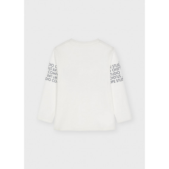 Βαμβακερή μπλούζα με τσέπη και επιγραφές, λευκή Mayoral 273900 2