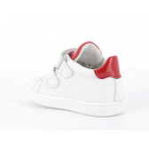 Αθλητικά παπούτσια με απλικέ και κόκκινες πινελιές, λευκό PRIMIGI 277692 3