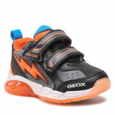 Bolt αθλητικά παπούτσια με πορτοκαλί λεπτομέρειες, μαύρα Geox 283056 