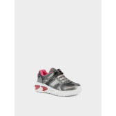 Αθλητικά παπούτσια με ροζ τόνους, σε ασημί χρώμα Geox 283150 2