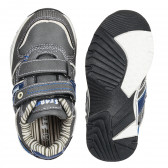 Αθλητικά παπούτσια Star με μπλε λεπτομέρειες, σε σκούρο γκρι χρώμα Star 291218 3