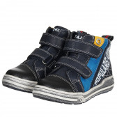 Ψηλά αθλητικά παπούτσια με μπλε λεπτομέρειες Star 291244 