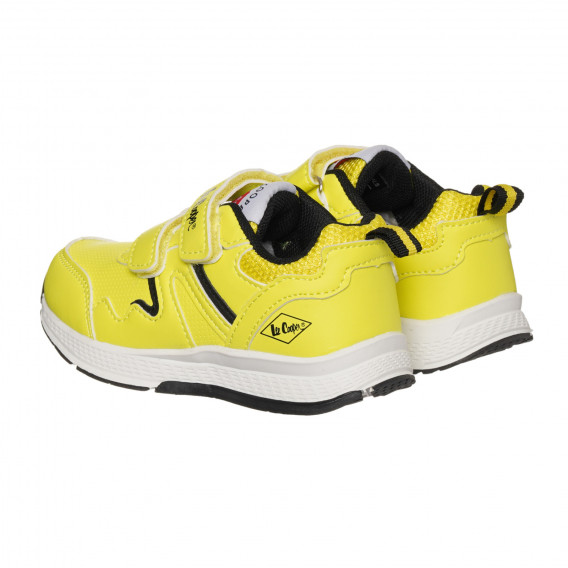 Αθλητικά παπούτσια με μαύρες λεπτομέρειες, κίτρινα Lee Cooper 296612 2