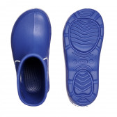 Μπλε λαστιχένιες μπότες με λευκές λεπτομέρειες. CROCS 325143 3