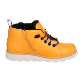 Κίτρινες χειμερινές μπότες Crown Tor με μοβ λεπτομέρειες Clarks 325318 3
