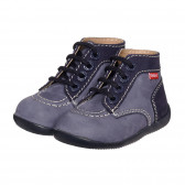 Μπότες από γνήσιο δέρμα σε μπλε χρώμα με κορδόνια KICKERS 332617 