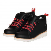 Μαύρες χειμερινές μπότες με κόκκινες λεπτομέρειες Clarks 332881 