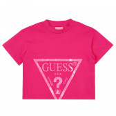 Ροζ κοντό μπλουζάκι με τριγωνικό στάμπα Guess 335015 