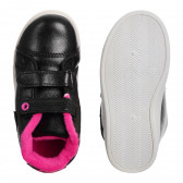 Ψηλά sneakers με απλικέ καρδιά, μαύρα Best buy shoes 342370 4