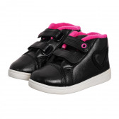 Ψηλά sneakers με απλικέ καρδιά, μαύρα Best buy shoes 342372 2