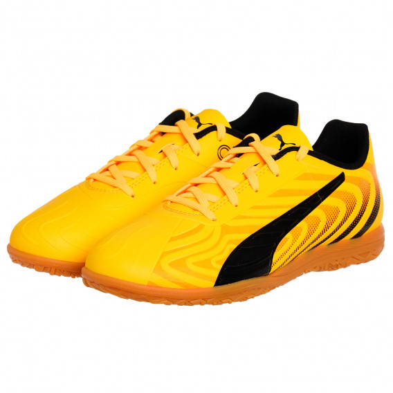 Κίτρινα αθλητικά παπούτσια τρεξίματος με μαύρες λεπτομέρειες Puma 344665 2