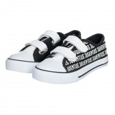 Μαύρα πάνινα παπούτσια με τυπωμένη λευκή λεζάντα για αγόρι Arnetta 371142 2