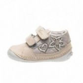 Δερμάτινα παπούτσια για κοριτσάκι με διακόσμηση καρδιά, μπεζ Chicco 39820 3