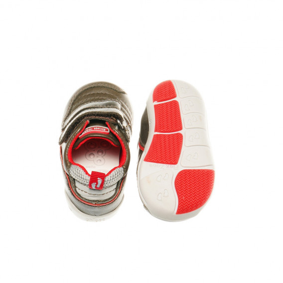 Δερμάτινα παπούτσια για αγοράκι με ασημένιες λεπτομέρειες Chicco 39913 3