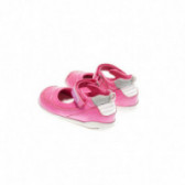 Δερμάτινα παπούτσια για κοριτσάκι με ασημί λεπτομέρεια Chicco 40018 2