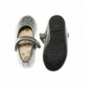Δερμάτινα γκρι παπούτσια για κορίτσια με λουράκι Chicco 40096 3