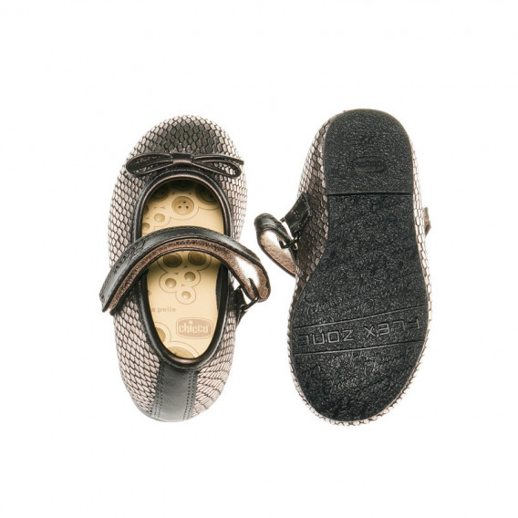 Δερμάτινα γκρι παπούτσια για κορίτσια με λουράκι και φιόγκο Chicco 40099 3