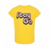 Κίτρινη βαμβακερή μπλούζα με κοντό μανίκι και ροζ γράμματα για κορίτσι Name it 54327 